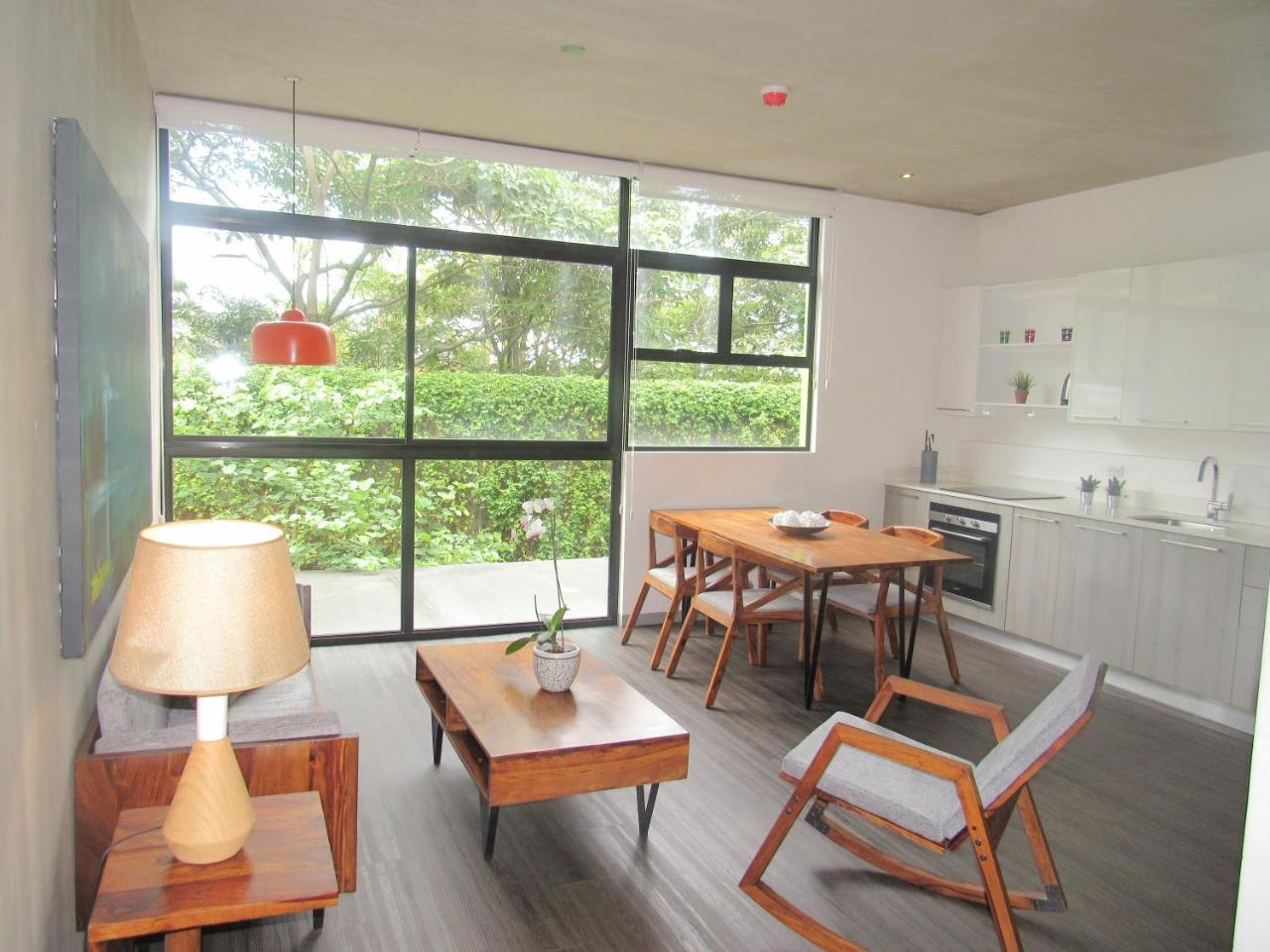 Bee Suites Santa Ana Santa Ana  Ngoại thất bức ảnh